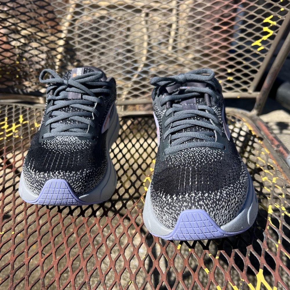 Women's Athletic Shoes in Black and Gray